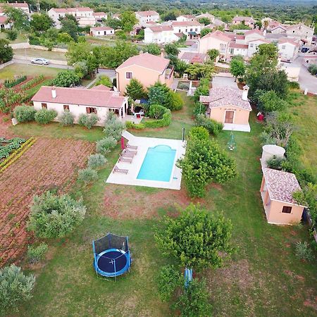 Villa Dorina Barban Exteriér fotografie