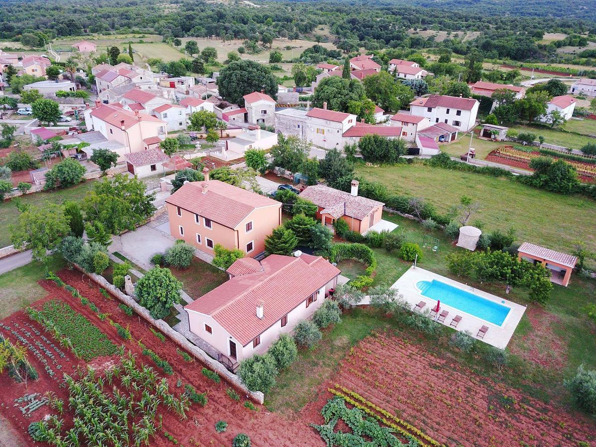Villa Dorina Barban Exteriér fotografie
