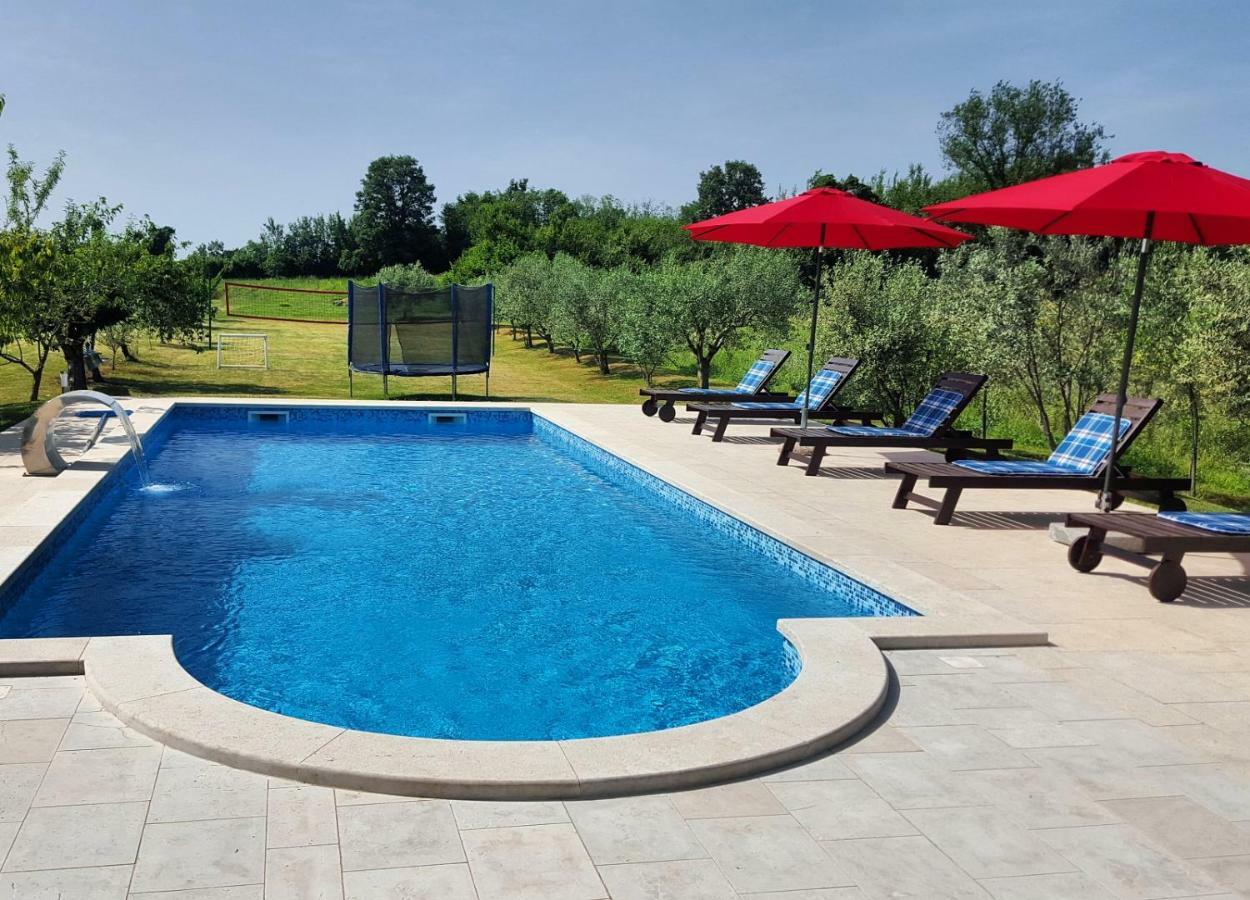 Villa Dorina Barban Exteriér fotografie